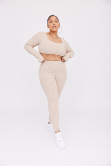  Textured Stucco Cropped Long Sleeve
